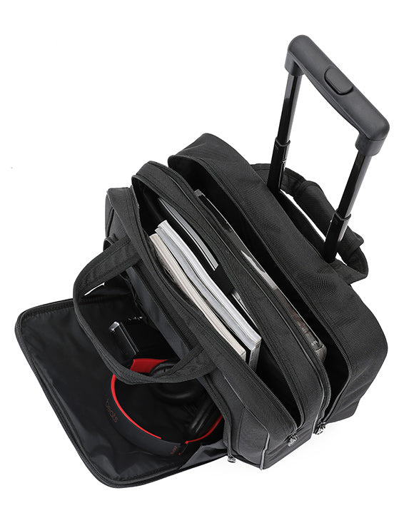 Overnighter Trolley Bag Four Wheels, Size/Dimension: Polyester 40 Litre